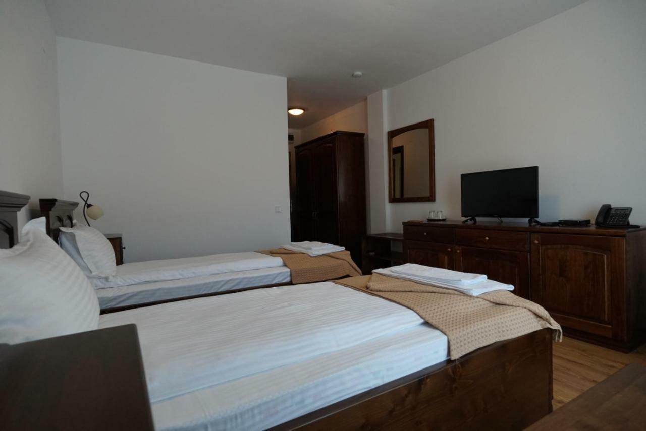 Conacul Lacurilor Hotel Baile Herculane Luaran gambar